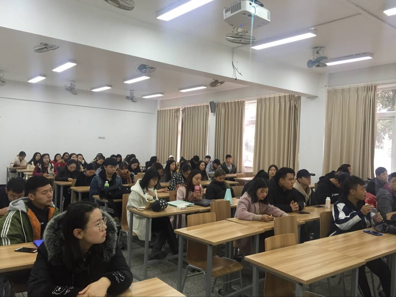 QQ图片20171215115149.jpg