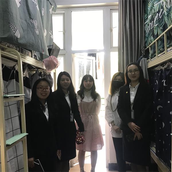 小图4.jpg 小图4.jpg