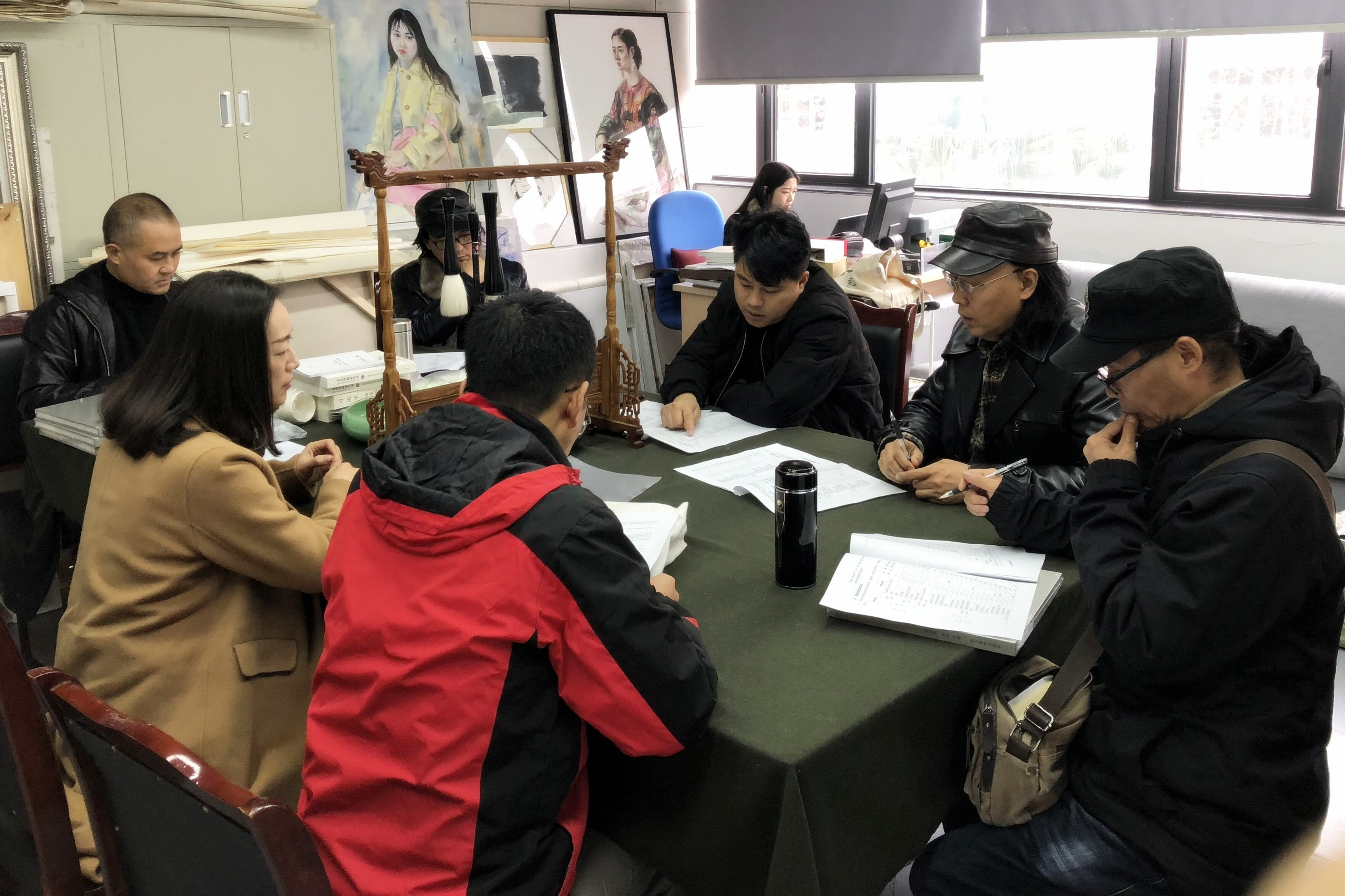新闻稿:我院组织开展2019级美术学领域硕士研究生培养方案修订工作.jpg 新闻稿:我院组织开展2019级美术学领域硕士研究生培养方案修订工作.jpg